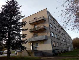 Panevezise metodisti kogudus asub selle hoone esime selkorrusel.