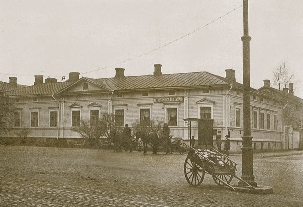Helsinki soomekeelse koguduse misjonimaja Fredrikintoril, kus aastail 1907-2928 asus metodisti teoloogiline seminar.